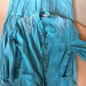 Lace matted jacket and 3/4 Length  pants